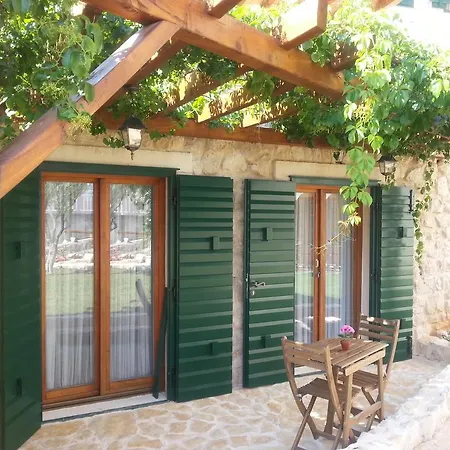 Dvori Svetog Mihaela Apartment Sibenik Room photo