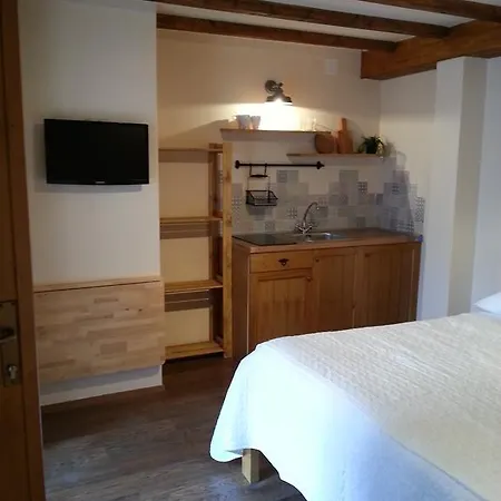 Dvori Svetog Mihaela Apartment Sibenik Room photo