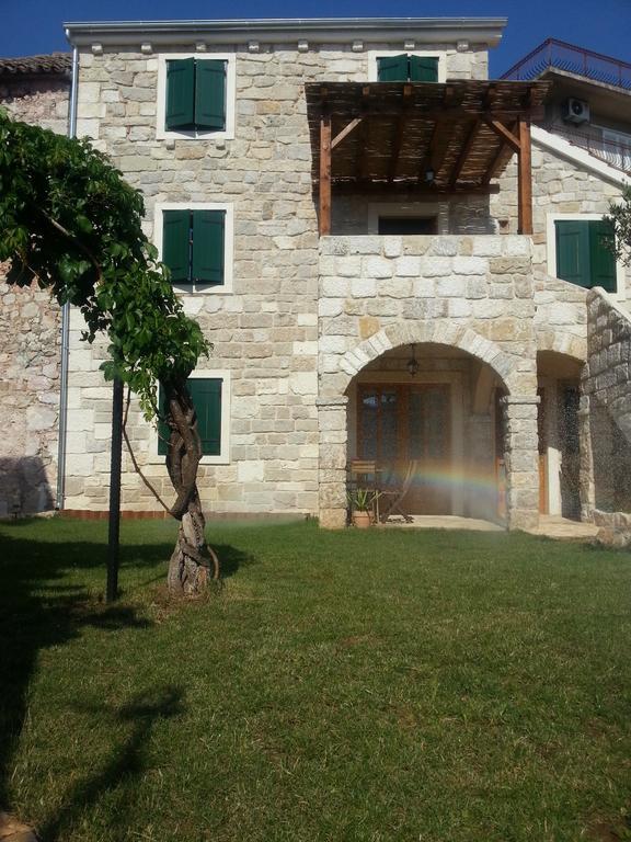 Apartment Dvori Svetog Mihaela *