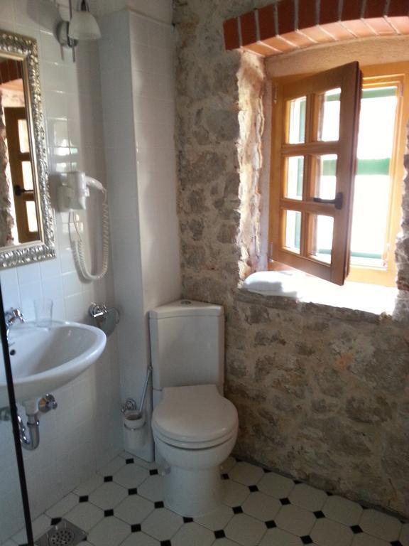 Dvori Svetog Mihaela * Sibenik