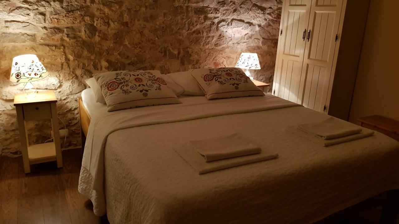 Apartment Dvori Svetog Mihaela Sibenik