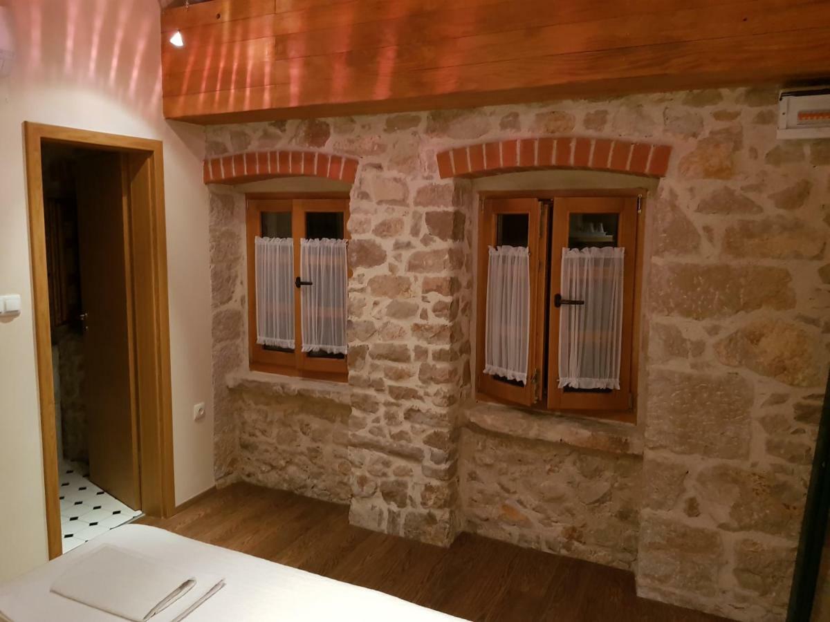 Dvori Svetog Mihaela Apartment