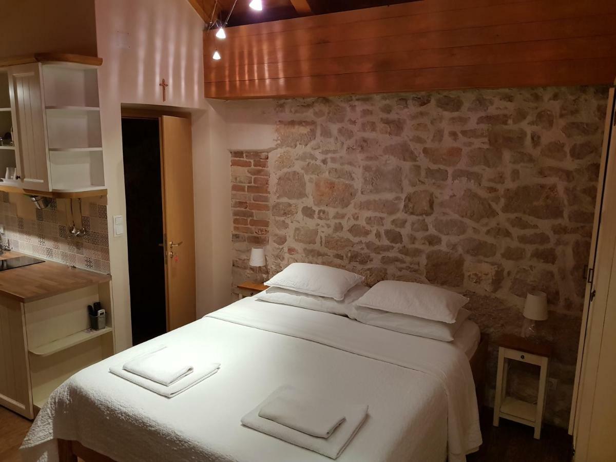 Apartment Dvori Svetog Mihaela Sibenik