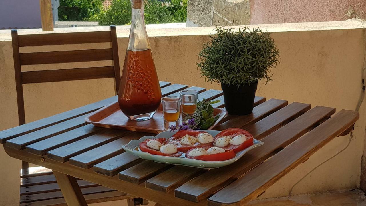 Dvori Svetog Mihaela Apartment