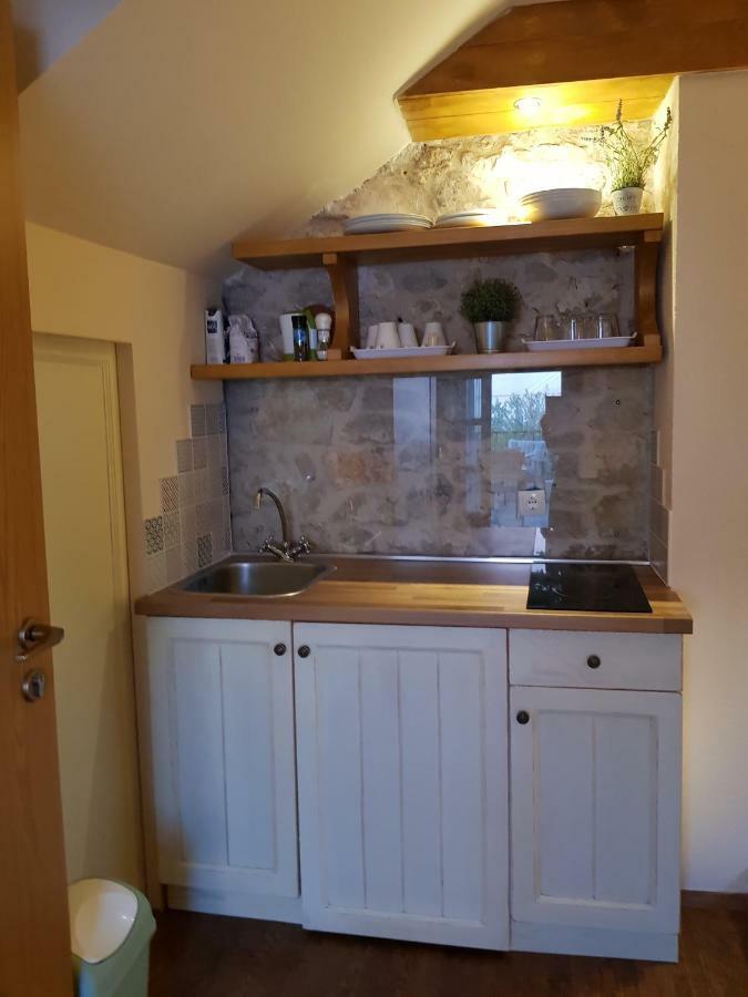 Dvori Svetog Mihaela Apartmán *
